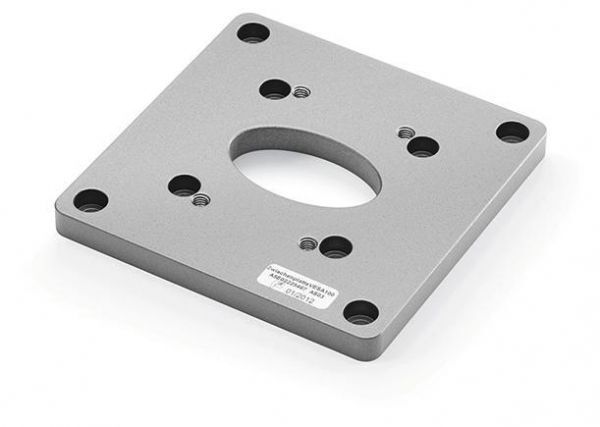 ADAPTERSET VESA 100 für FULLY ENCLOSED HMI Geräte 1 Adapterplatte und 8