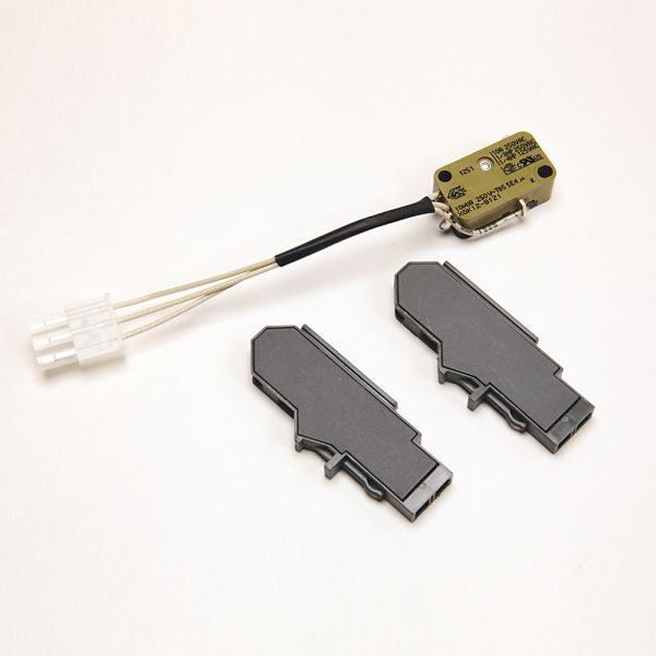 140G Circuit-Breaker Accessory, SNC