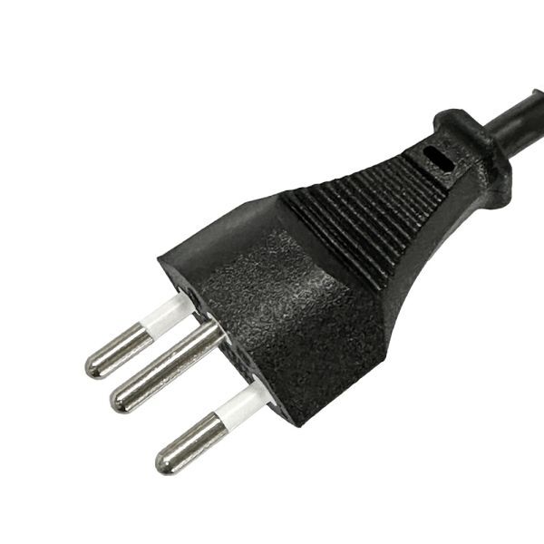 Netzkabel für die Schweiz auf C13